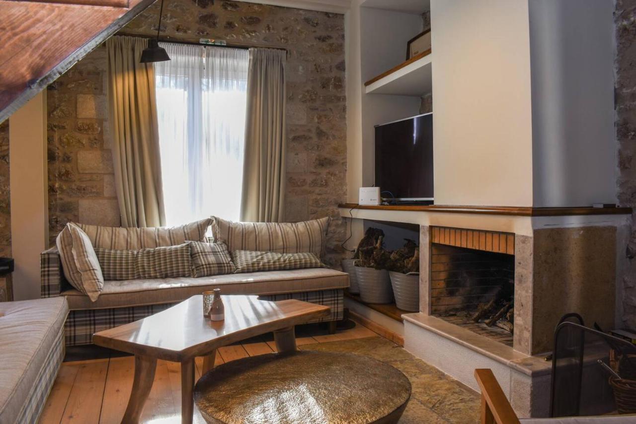Secluded Mountain Refuge - Theonimfi Paradise Gem Dimitsana Exteriör bild